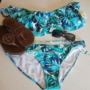 Cute cap sleeve swimsuit